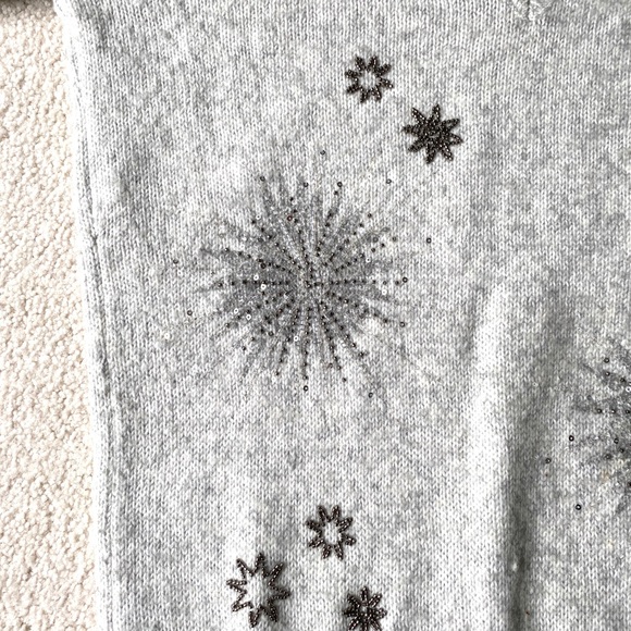 WHBM sweater with gorgeous beaded embroidery - Picture 2 of 8